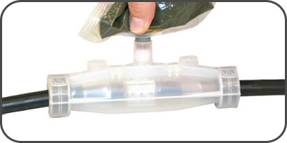 4. Pour the resin
